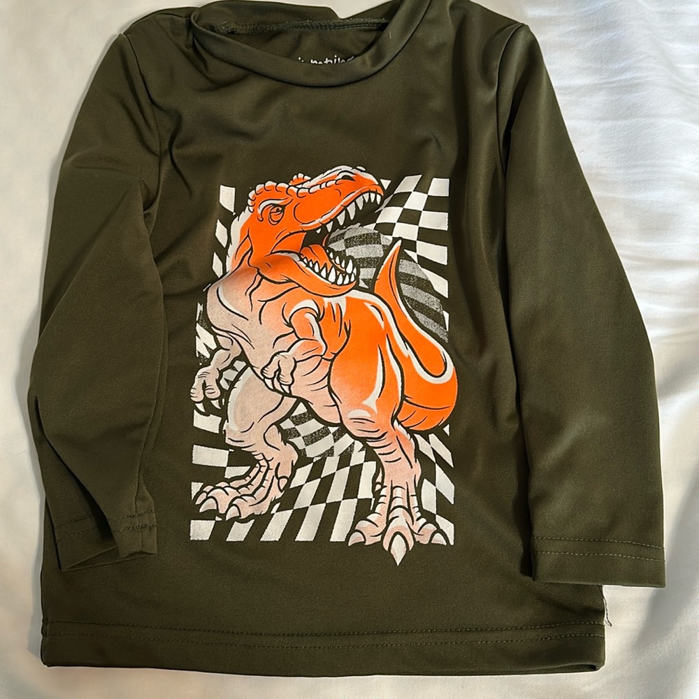 Dryfit Material Dino Shirt 3T